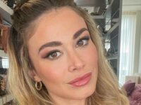 Diletta Leotta viene baciata a sorpresa da Can Yaman su Instagram